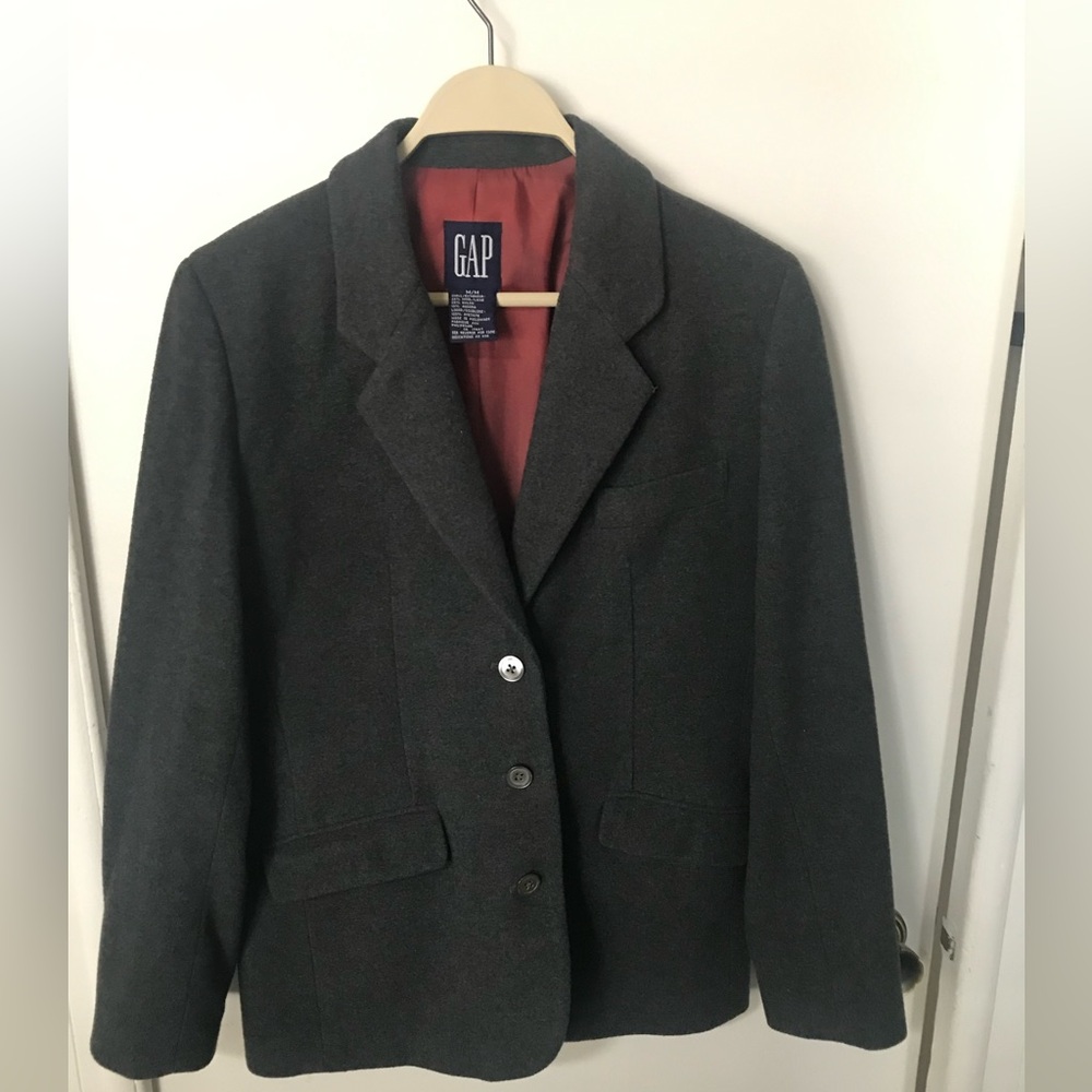 GAP Gray Structured Blazer with Notched Lapels